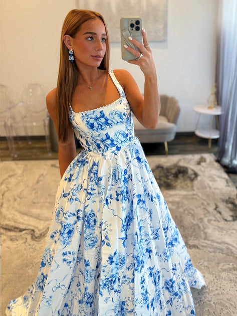 Hand Beading Square Backless Ball Gown Prom Dress