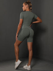 Solid Color Tee & Shorts Yoga Suits