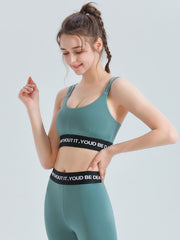 Wrap Back Cross Hollow Letter Print U-Neck Sports Bra