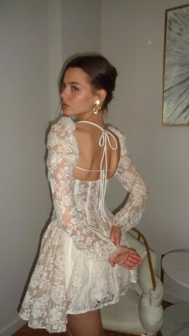 Sexy Long Sleeve Low-Cut Lace Mini Skirt