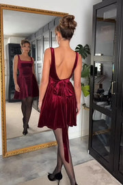 Sexy Backless U-Neck Back Bandage Mini Skirt