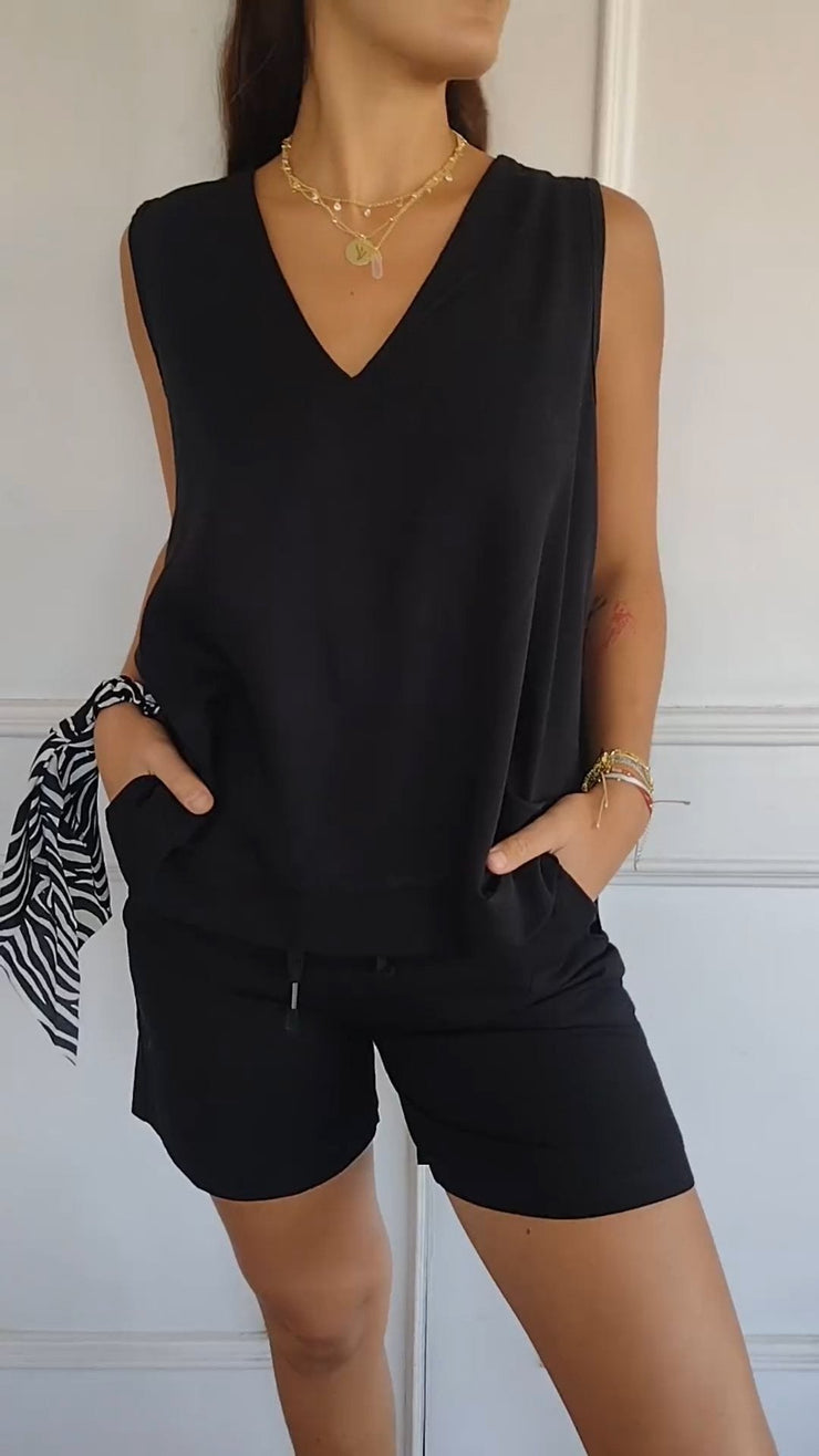 V-neck Loose and Comfortable Top