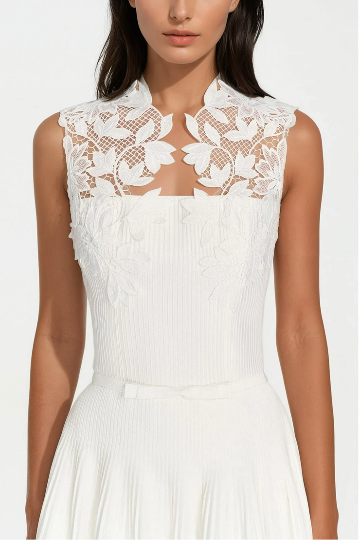 Ragiel Floral Lace Sleeveless Maxi Dress